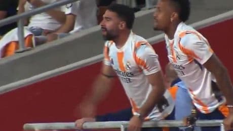 Carvajal estalló contra el árbitro bilbaíno desde la grada durante la final de Copa: «Hijo de...»