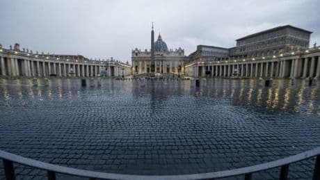Ecco tutti i cardinali che hanno annunciato i Papi