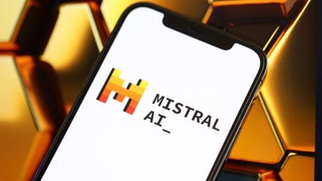 En investissant 1,5 milliard de dollars, le géant néerlandais ASML devient le premier actionnaire de Mistral AI
