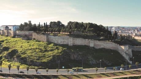 La ciudad de España que tiene la muralla más larga de toda Europa