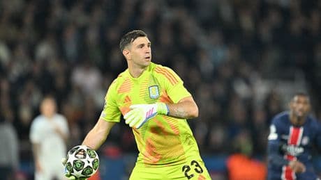 Adı Galatasaray ile anılıyordu! Emiliano Martinez kararını verdi