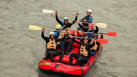 Genoa, giorno di riposo alternativo: rafting in Val di Fiemme