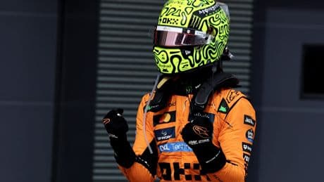 Lando Norris blijft Oscar Piastri voor en wint in Hongarije, Max Verstappen finisht slechts als negende