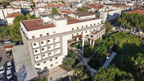 Manavgat Belediyesine yönelik operasyon: Belediye başkan yardımcısı tahliye edildi