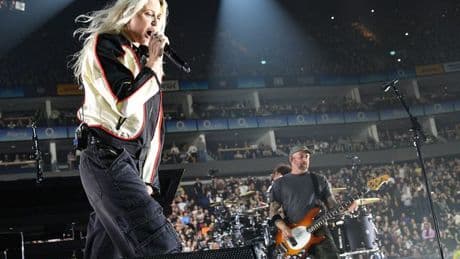 Linkin Park's Emily Armstrong shaves fan's hair live on stage at festival