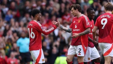 El United deja al Aston Villa sin Champions con polémica