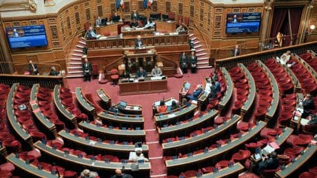Les sénateurs communistes se mobilisent contre la vente de données