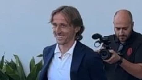 <p>Modric day, il Milan accoglie il campione croato: &quot;Mi aspettano grandi sfide&quot;</p>