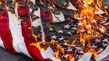Don’s flag-burning ban: Letters to the Editor — Aug. 28, 2025
