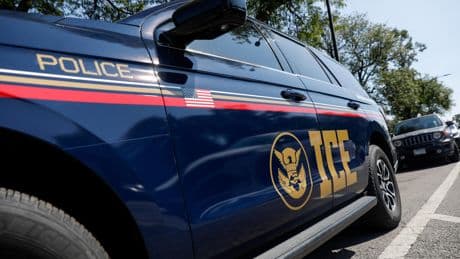 «Est-ce ainsi que l’on traite un allié ?» : aux États-Unis, l’improbable arrestation de 300 ouvriers sud-coréens