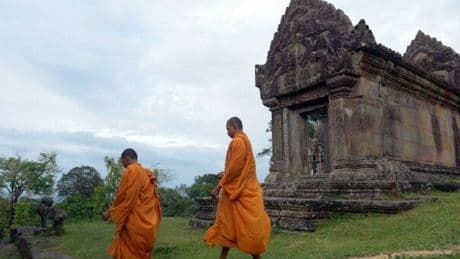 Thailandia e Cambogia, perché stanno andando in guerra? Tutta colpa del tempio di Preah Vihear (conteso) e quel confine di 803 chilometri