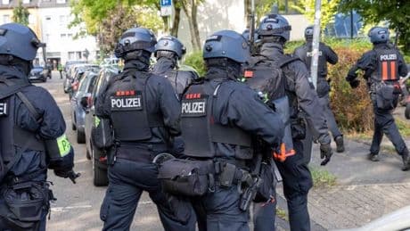 Essen: Schüler sticht Lehrerin im Nordviertel nieder