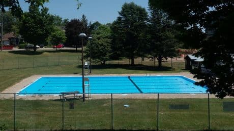 Olivia Chow apologizes after Toronto closed its swimming pools amid heat wave