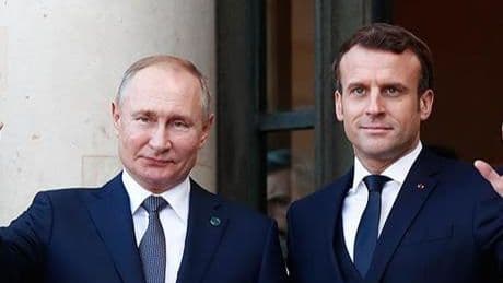 Putin ve Macron 3 yıl sonra görüştü