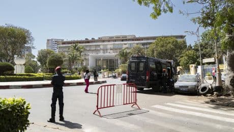 Sénégal: cinq ministres de l'ex-président Macky Sall renvoyés devant la Haute Cour de justice