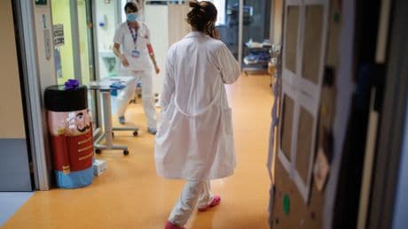 Suben los pagos por noches, guardias y festivos en la sanidad madrileña