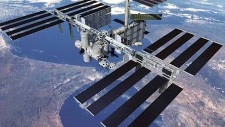 Steaks, pommes de terre... Comment l'Europe veut cultiver des aliments en laboratoire dans l'espace