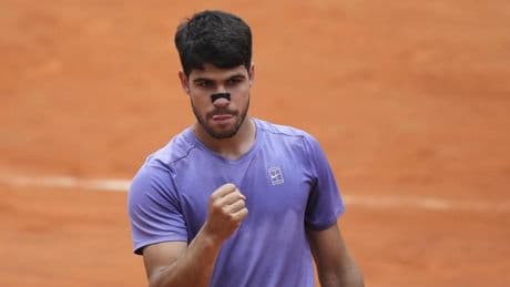 Susto y deleite de Alcaraz camino de octavos