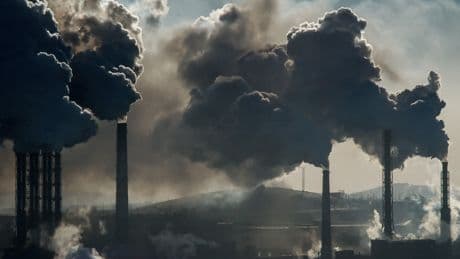 Environnement : les Zones à faibles émissions (ZFE) vont-elles vraiment disparaître ?