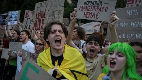 Ukraine: Im Eilverfahren: Selenskyj kündigt neuen Entwurf für Anti-Korruptions-Gesetz an