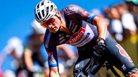 Van der Poel imponeert met inhaalrace kort voor WK mountainbiken, Pieterse tiende