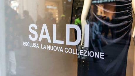 Saldi estivi 2025, quando iniziano e quanto durano: le date regione per regione. La guida completa