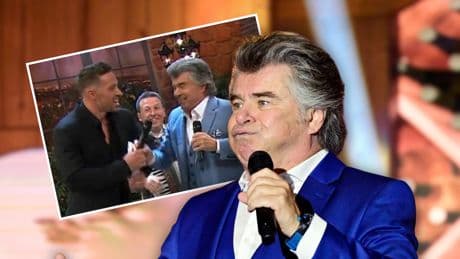 „Hat mich verwechselt“: Andy Borg entreißt Sänger beim „Schlager-Spaß“ das Mikrofon