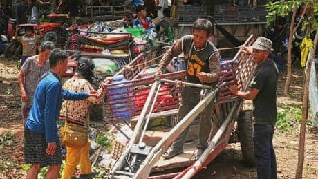 Thailandia e Cambogia: missili, amuleti e magia