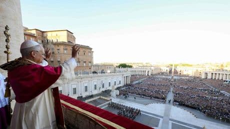 Papst-Glückwünsche: Merz und von der Leyen gratulieren Leo XIV. – Trump freut sich auf ein Treffen