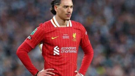 Darwin Nunez 'green lights' Liverpool exit as private transfer chat is leaked on radio