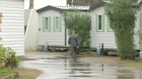 Des séjours annulés ou reportés, les campings maralpins minés par la météo