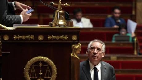 « Une part grandissante du personnel politique semble entretenir un rapport toujours plus distendu à la réalité environnementale »