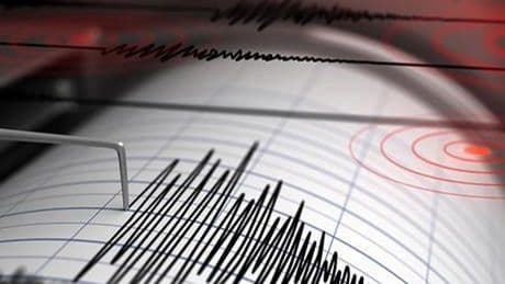 Son dakika...Rusya'da 7.4 büyüklüğünde deprem!