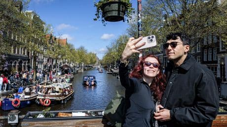 Uitslag Stelling: ’Nederland onbetaalbaar’
