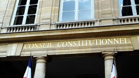 Avec la censure de la rétention des étrangers présumés dangereux, les Sages du Conseil constitutionnel mettent un coup d’arrêt à « une dérive sécuritaire, inefficace et maltraitante »