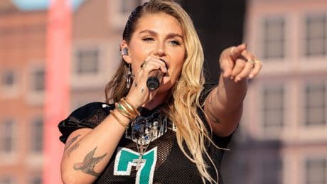 Roxeanne Hazes koestert optreden met Herman van Veen