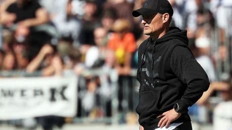 Fußball-Bundesliga: Verbleib bei St. Pauli? Trainer Blessin: "Fühle mich wohl"