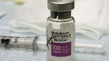 Botulino, cosa sapere sulla tossina che ha causato una vittima in Calabria. Come si cura, sintomi, come prevenirlo e le intossicazioni alimentari