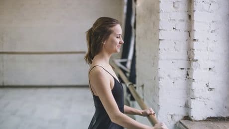 Ni yoga ni pilates: los tres ejercicios de barré para eliminar grasa