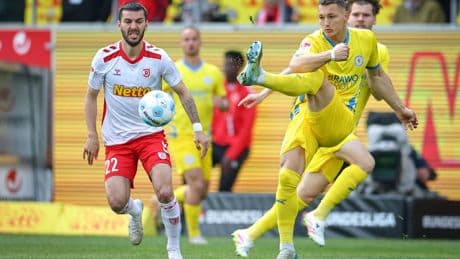 Mit Regensburg und Köln - Adamyan vor Ab- und Aufstieg in nur 17 Stunden