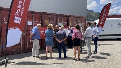 Guerre en Ukraine: à Saint-Crépin, trois nouveaux containers de stockage pour aider la population