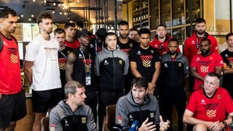 Basketball-EM: Deutsche Mannschaft stellt sich hinter Trainer Álex Mumbrú