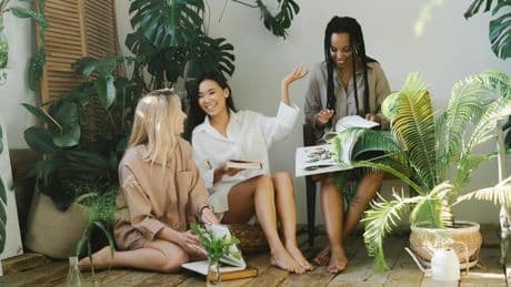 La amistad, una 'vacuna' psicológica: el poder de cultivar relaciones profundas y duraderas entre mujeres