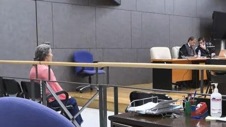 La enfermera que fingió vacunar a 400 niños se enfrenta a una pena de 17 años
