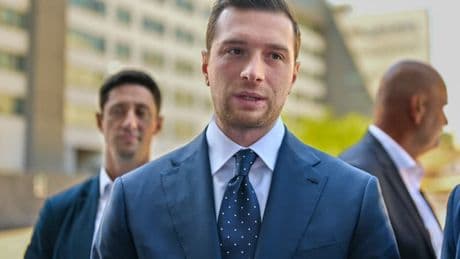 "Un blocage institutionnel": Jordan Bardella appelle Emmanuel Macron à "en revenir aux urnes" soit "par la dissolution, soit par la démission"