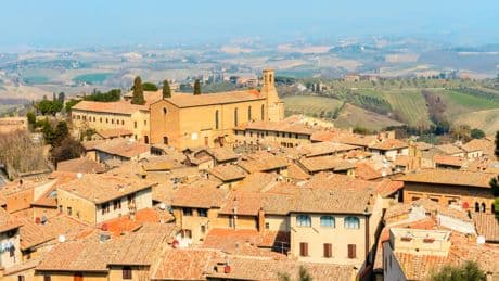 El desconocido pueblo en una montaña de la Toscana que regala las mejores vistas de Florencia
