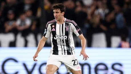 Milan, l'erede di Theo arriva dalla Juventus? I bookie ci credono. E Nicolas Jackson...