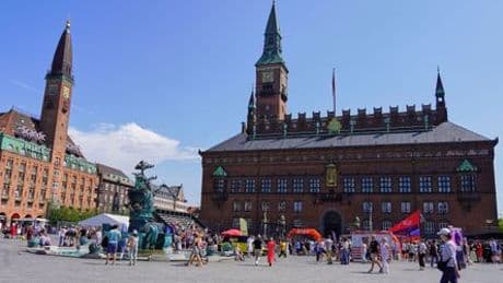 Hochzeit in Kopenhagen: Brautpaare illegalerweise zur Kasse gebeten – Stadt droht Millionen-Nachzahlung