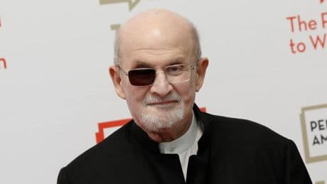 Salman Rushdie: 25-jährige Haftstrafe für Messer-Attentäter