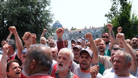 Şişli kayyımından bir saldırı daha: İşçileri cumartesi izni gasp edildi